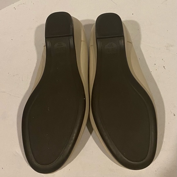 Womens SAS Tripad Slip on Flats Ivory/cream size 7 Made in USA - Picture 7 of 10